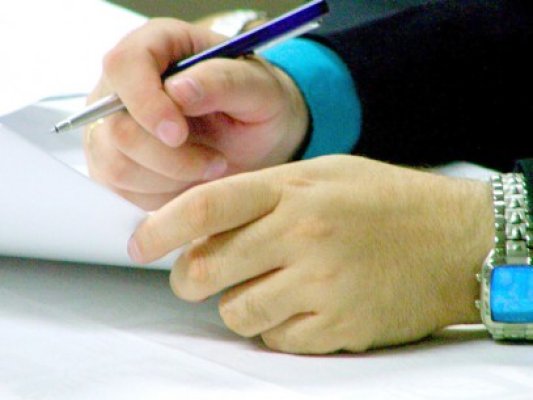 Chiriţoiu: Lucrăm la un nou draft al Legii concurenţei neloiale
